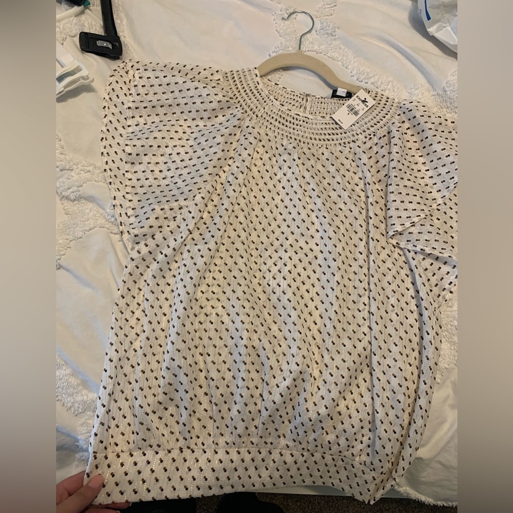 Express medium polka dot flutter sleeve blouse new with tags NWT